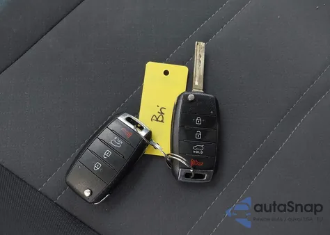 2018 Kia Sorento 2.4L L from USA, damaged, VIN 5XYPG4A38JG427514